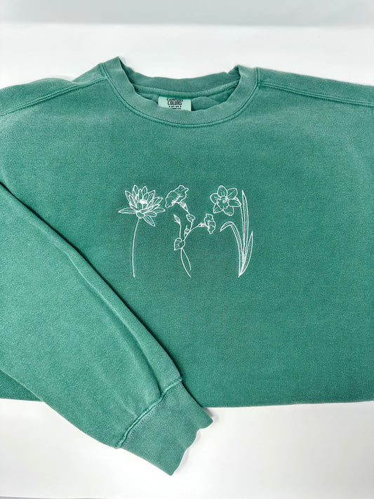 Custom Birth Flower Sweatshirt in Green, Mint and Lavender