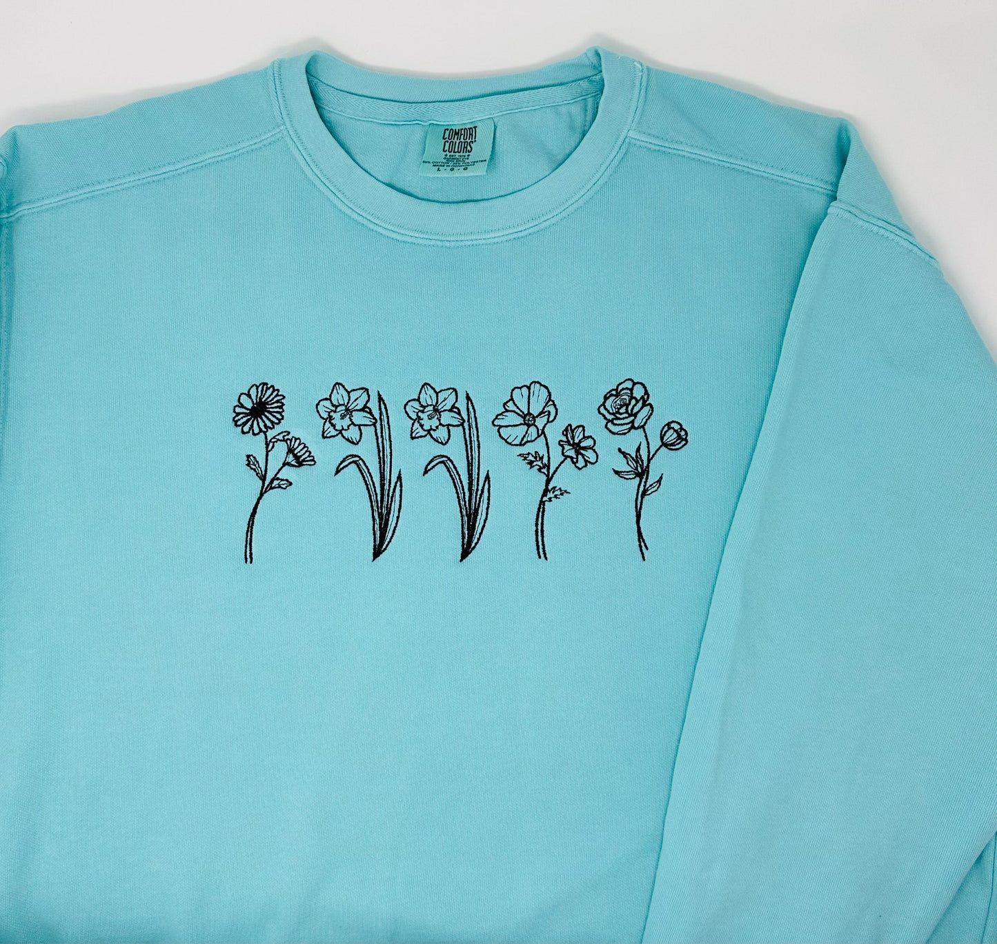 Custom Birth Flower Sweatshirt in Green, Mint and Lavender